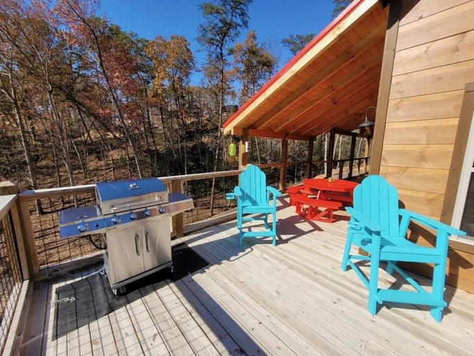 Others 5, Hidden Cove Chalet 5 Bedroom Cabin by RedAwning, Sevier