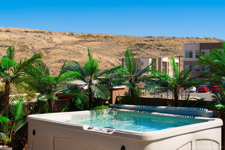 Pool 2, Casa At Ladera Resort 5 Bedroom Home by RedAwning, Washington