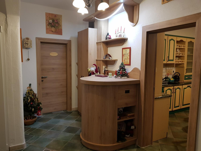 Public Area, Mama's House 7min from Airport, Cerklje na Gorenjskem