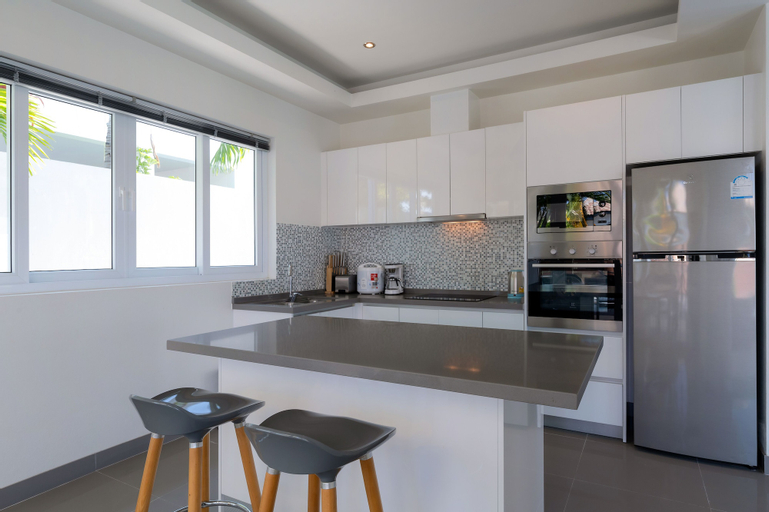 Dining Room 7