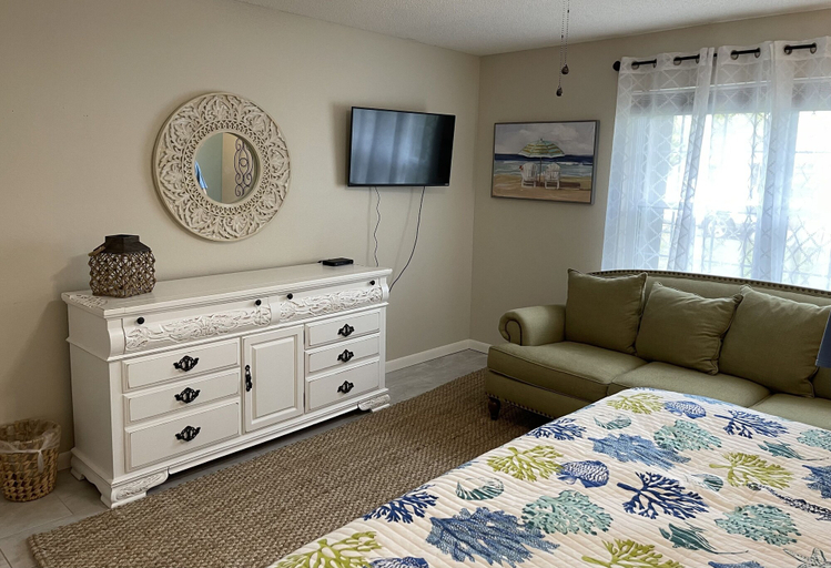 Others 5, Coastal Retreat 3 Bedroom Home by RedAwning, Santa Rosa