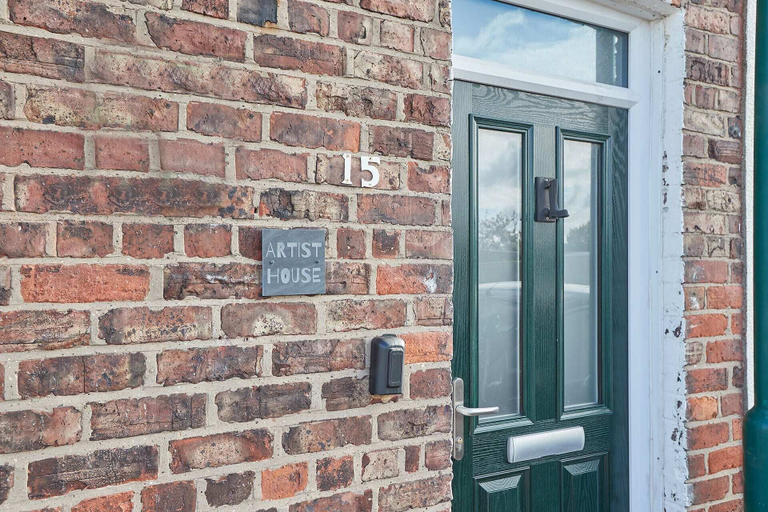 Room 4, Host Stay Artist House, Redcar and Cleveland