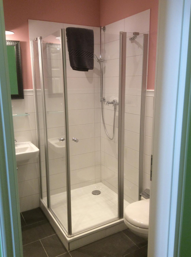 Bathroom 3, Hugos Haus & Berthas Haus, Rendsburg-Eckernförde