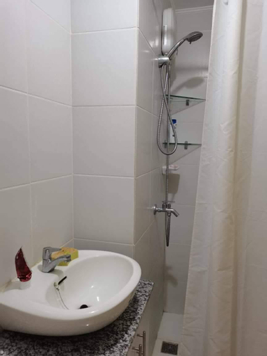 Fully furnished  2bdr condo 8spatial ma a, Davao City
