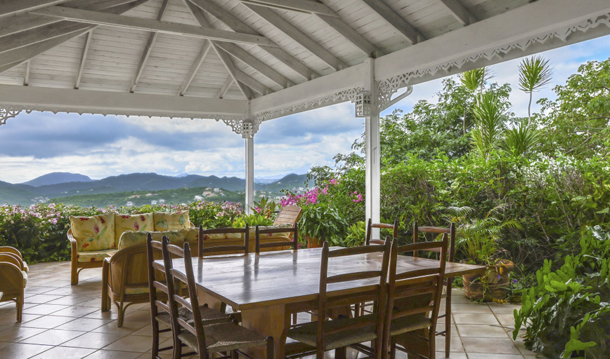 Food & Drinks 5, Zephyr Hill - 4 bedroom Villa with awe inspiring views 4 Villa by RedAwning