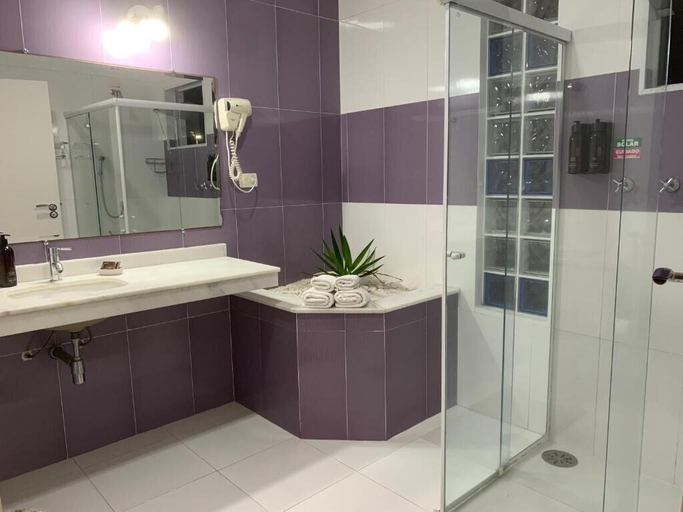 Bathroom 3, The Green Ecologic Hotel, Guarujá