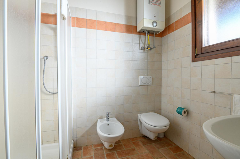 Bathroom 8
