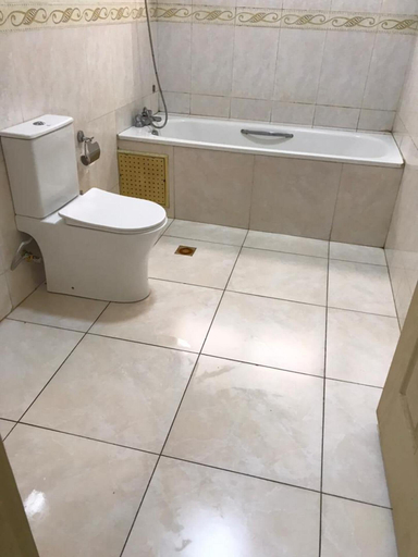 Bathroom 4, 3 Bed House - Sleeps 9 - Pets - Garden - Parking, Accra