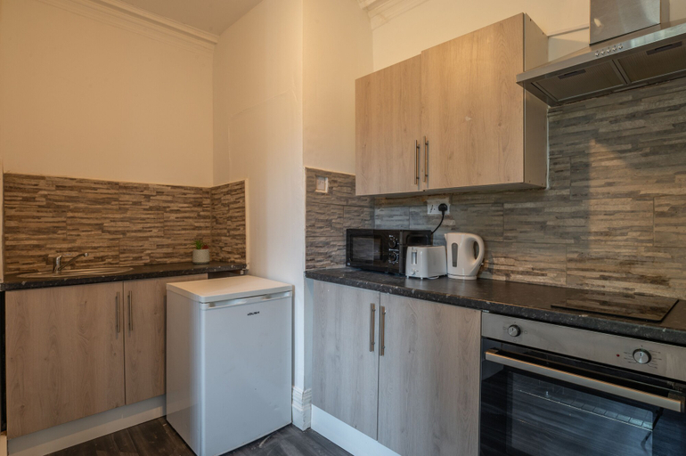 Others 4, Fully Serviced 1-bed Studio8 in Coventry, Coventry