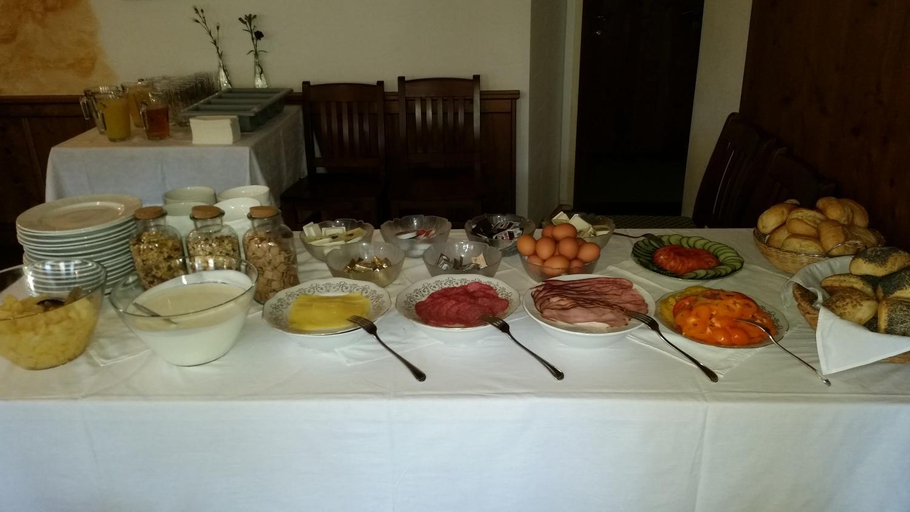 Food & Drinks 2, FairSleep Motel Hainburg, Bruck an der Leitha