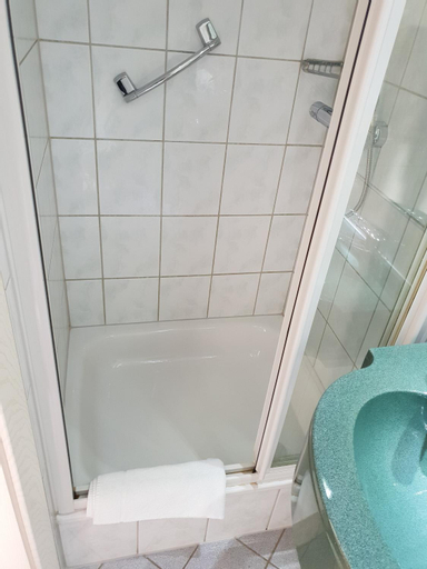 Bathroom 3