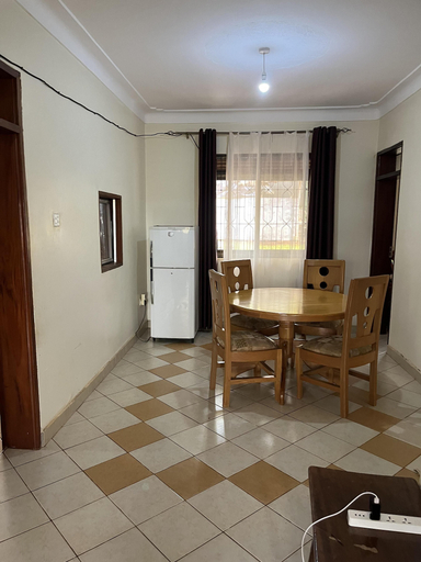Others 1, Inviting 3-Bed House in Akright City Jennifers, Busiiro