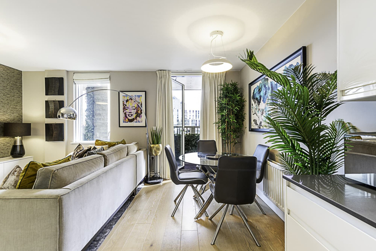 Others 5, Beautiful One Bed Apartment in East Putney, London