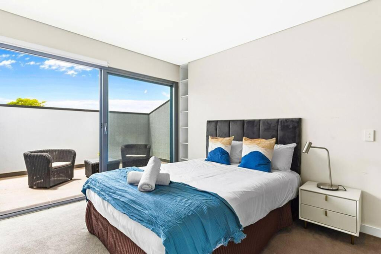 Bedroom 3, Convenient 4BR with Private Pool close to Airport, Sydney