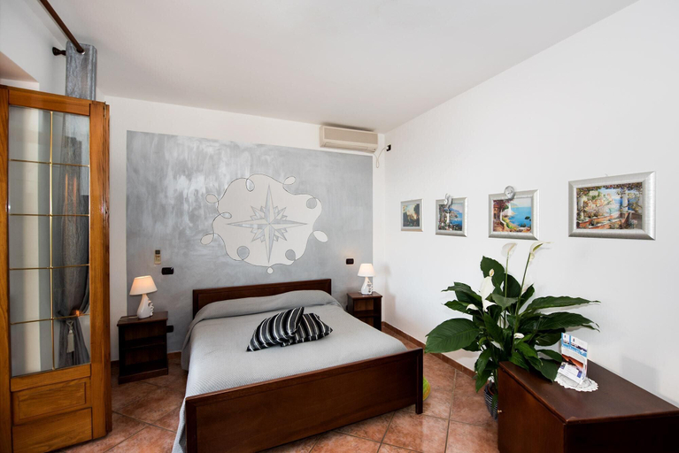 Bedroom 5, Villa Gioiello - Sea View Pool With Chromotherapy, Salerno