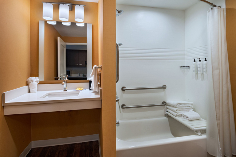 Bathroom 3, TownePlace Suites by Marriott Edgewood Aberdeen, Harford