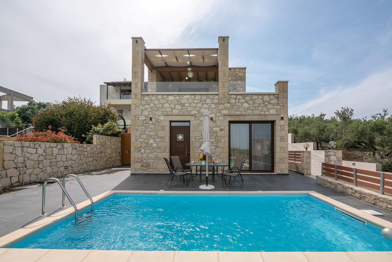 3, Lithina charm villa with private pool and sea view, Crete