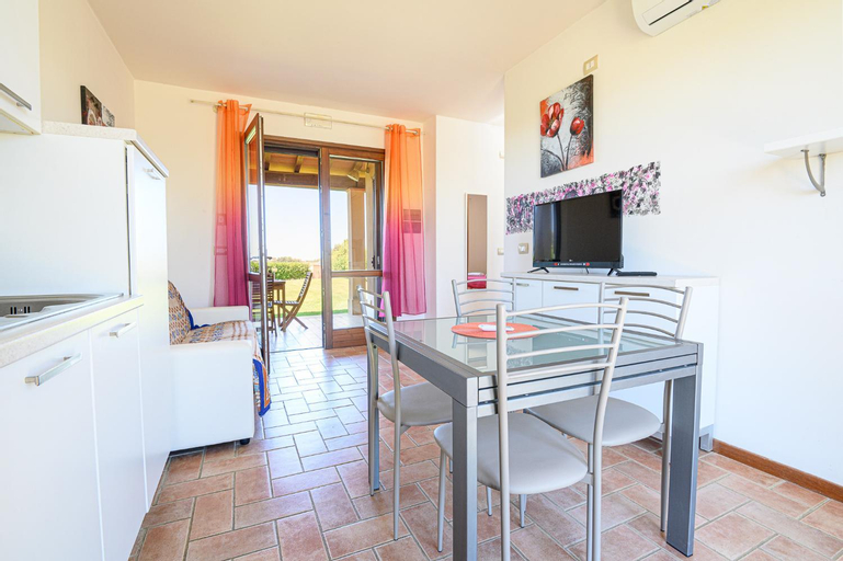 Dining Room 6