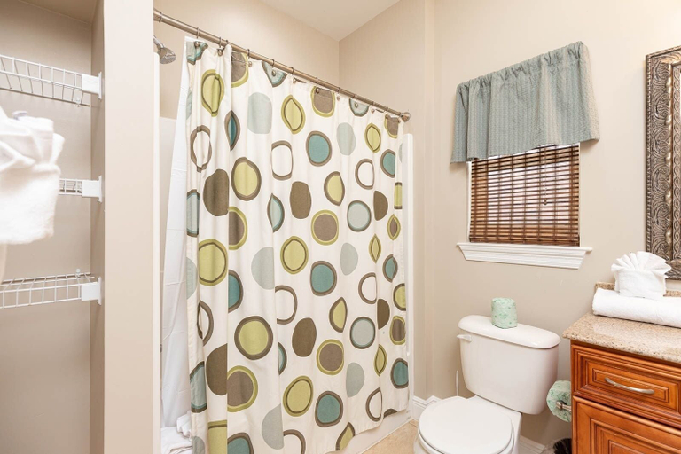 Bathroom 3, Windswept 4 Bedroom Home, Baldwin