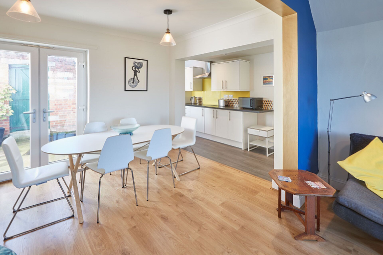 Room 3, Host Stay Artist House, Redcar and Cleveland