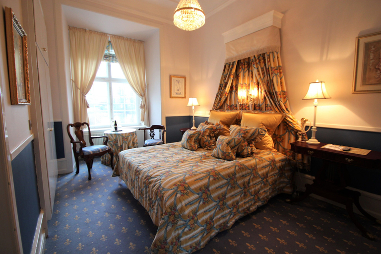 Bedroom 2, Hvedholm Slotshotel, Faaborg-Midtfyn