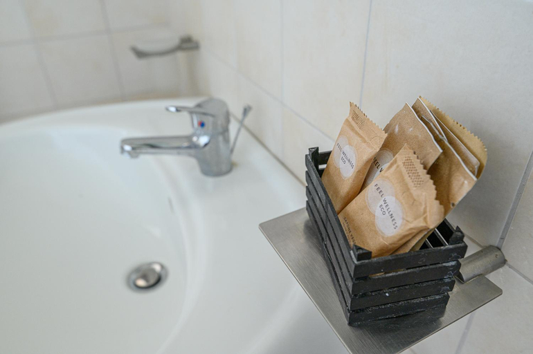 Bathroom 7