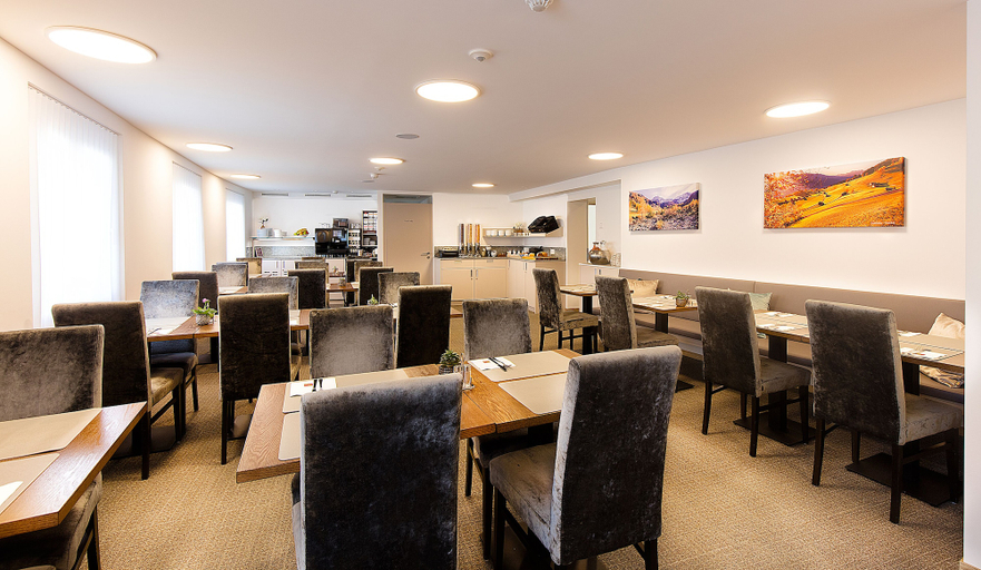 Food & Drinks 4, Hotel Vaduzerhof by b_smart