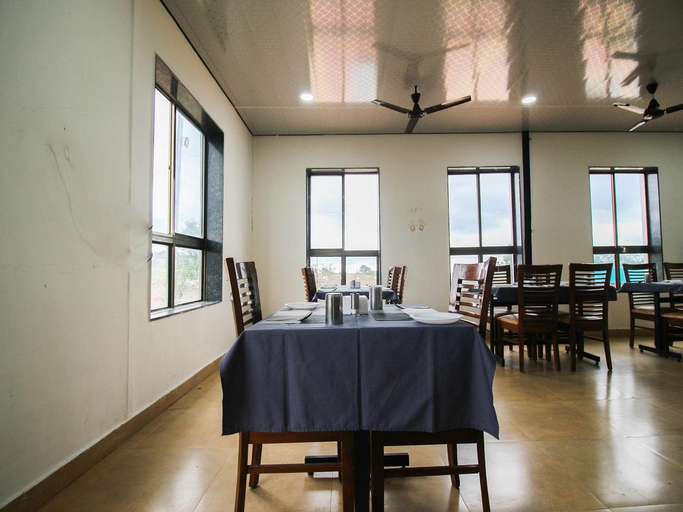 Food & Drinks 5, Ekant tourist resort, Pune