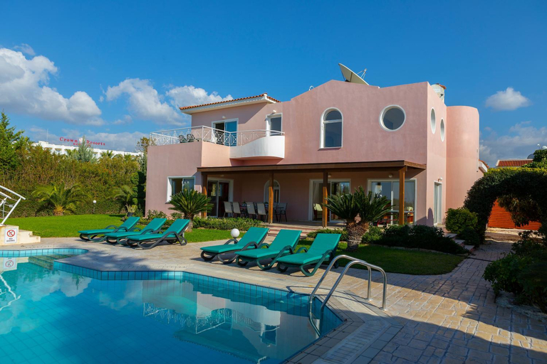 Exterior view 4, Villa Coral Bay View, walking distance to the beach!