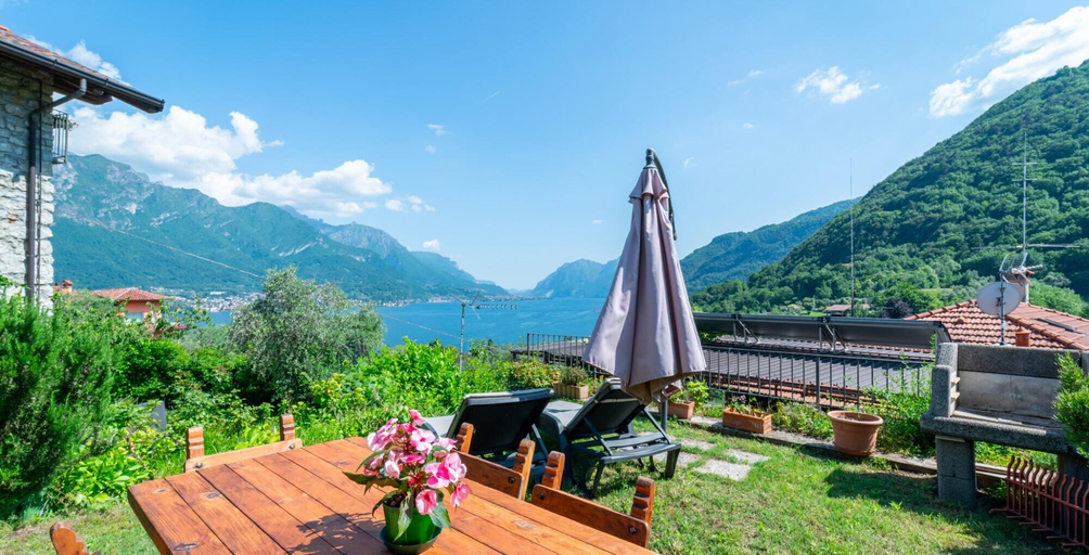 Terrace/patio, Ca del Doss con Giardino by Wonderful Italy, Como