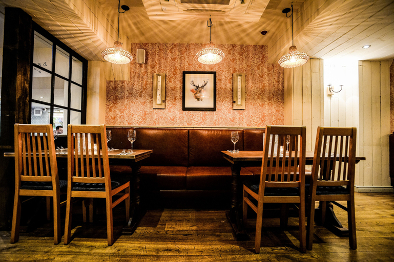 Food & Drinks 4, Abbeyfield By Chef and Brewer collection, Warwickshire