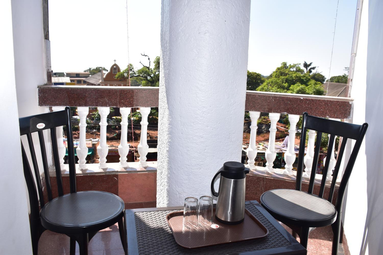 Others 3, Hotel Rahi, Satara