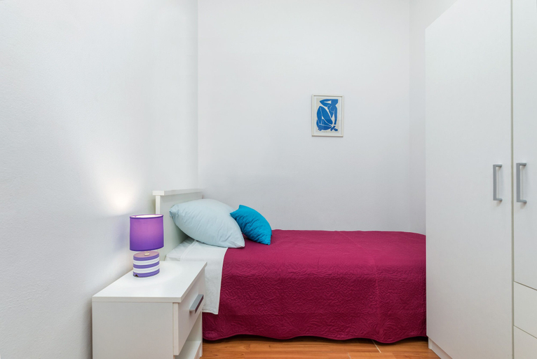 Bedroom 2, Apartment 365, Fažana