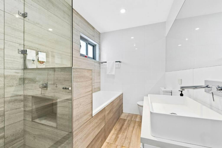 Bedroom 4, Convenient 4BR with Private Pool close to Airport, Sydney
