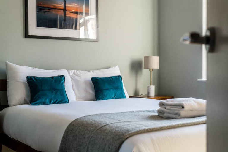 Bedroom 2, Host Stay Canning Quarters III, Sefton
