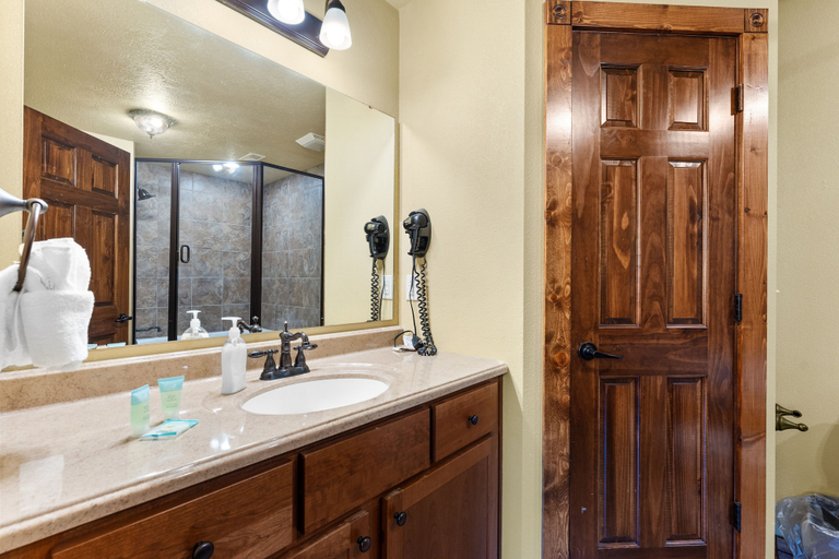 Bathroom 3, Timeless Memories Lodge 6 Bedroom Cabin by RedAwning, Stone
