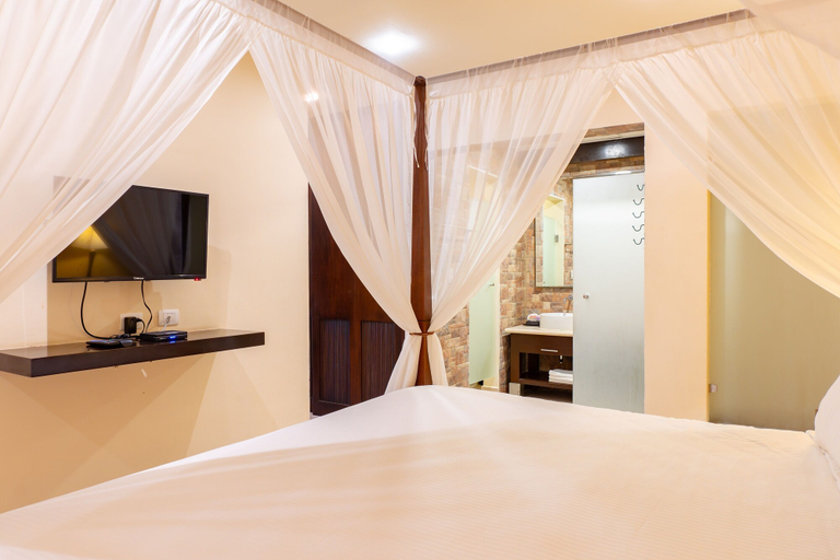 Room 2, Pueblito Escondido 316 2 Bedroom Condo by RedAwning, Cozumel