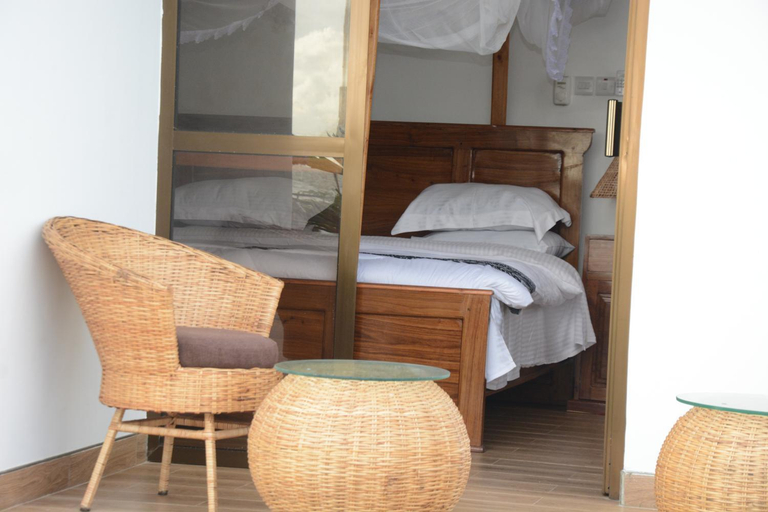 Bedroom 2, Villa Dahl Beach Resort, Temeke