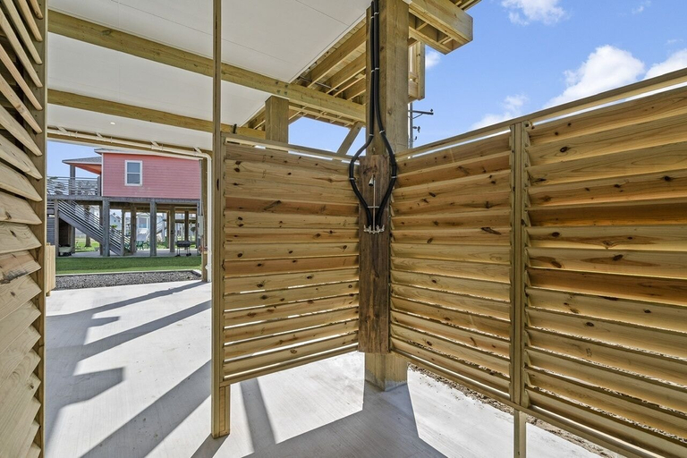 Property grounds 3, The Big Shore 4 Bedroom Home by RedAwning, Galveston
