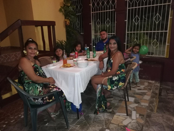 Food & Drinks 4, Hotel BAHIA, Tela