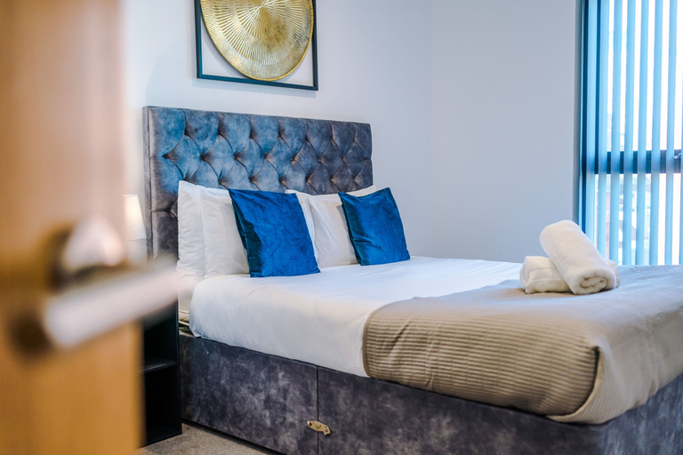 Bedroom 3, Luxury Stay With Fantastic Discounts, Birmingham
