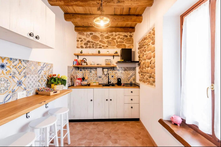 Others 5, Casa Nostra - Garda Rooms, Verona