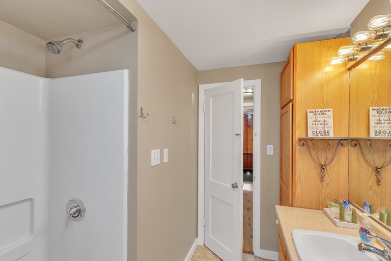 Bathroom 4, Downtown 2 Story Property 2 Bedroom Apts by RedAwning, Lawrence