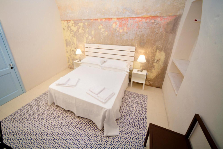 Bedroom 3, Palazzo del Capitolo - By I Bastioni San Domenico, Lecce