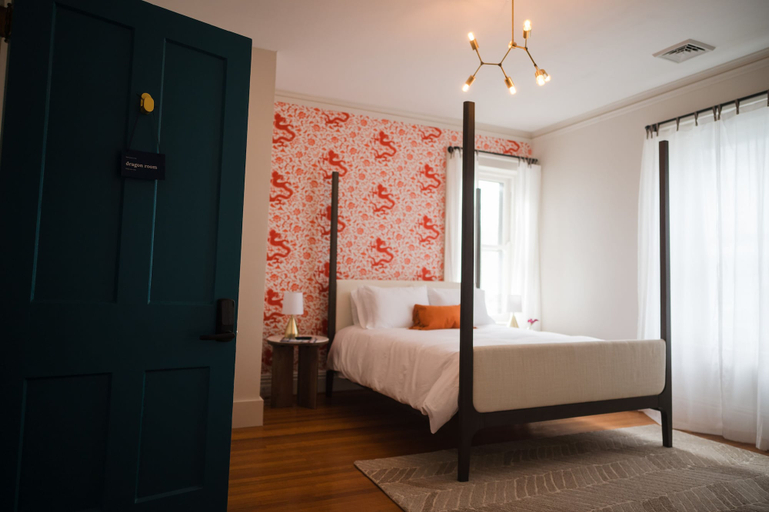 Bedroom 2, Canandaigua Guesthouse, Ontario