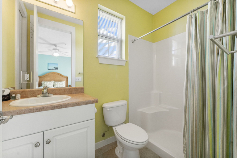 Bathroom 3, 22460 Front Beach Rd - Sunshine House, Bay