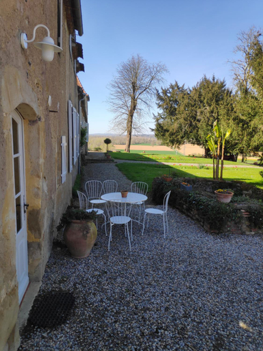 Others 5, Au Chateau Juillac, Gers