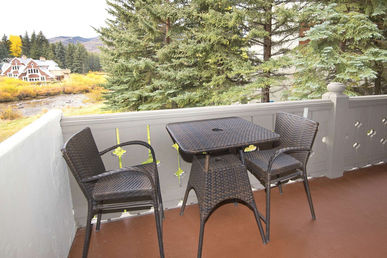 Balcony 3, Cortina #150 2 Bedroom Condo by RedAwning, Eagle
