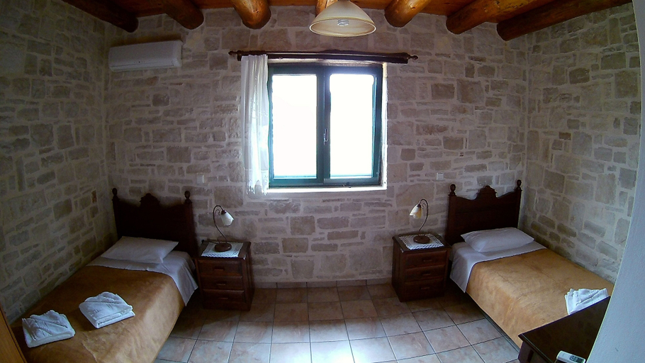 Bedroom 4, Stratos Villas, Crete