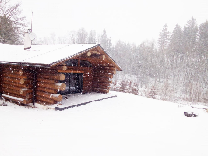 Room 2, Lomnice nad Popelkou Llb005, Semily